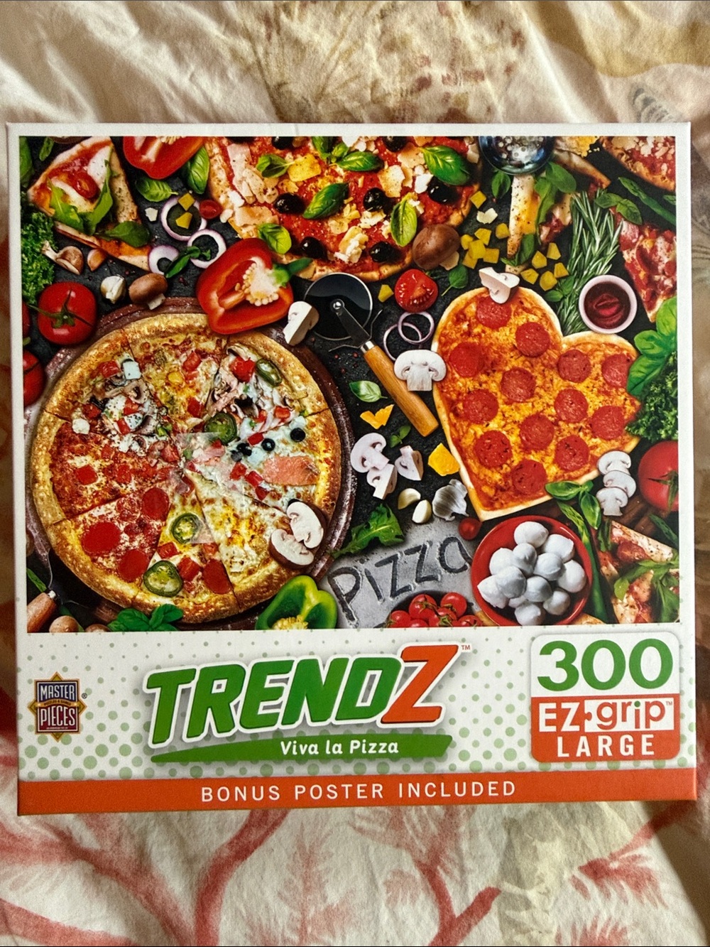 Trendz Viva la Pizza 300-Piece Puzzle — Green and Orange